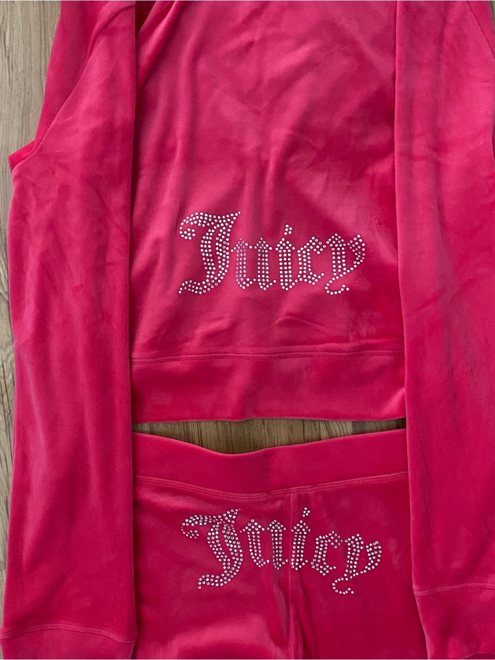 Juicy Couture Women’s Vixen Pink Rhinestone Logo Velour Hoodie & Joggers Sz L - Picture 5 of 11